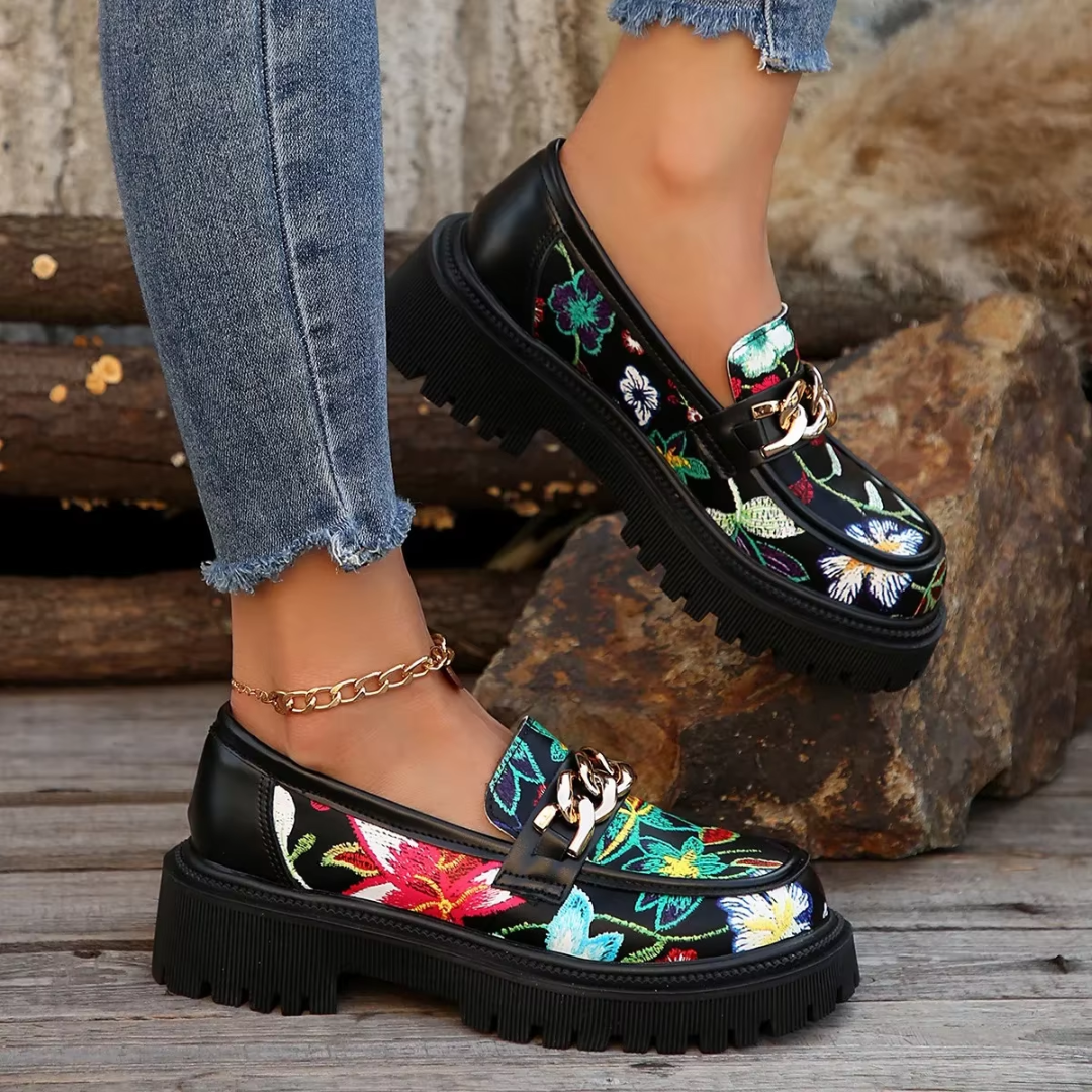 Menissa™| Retro Mocassins
